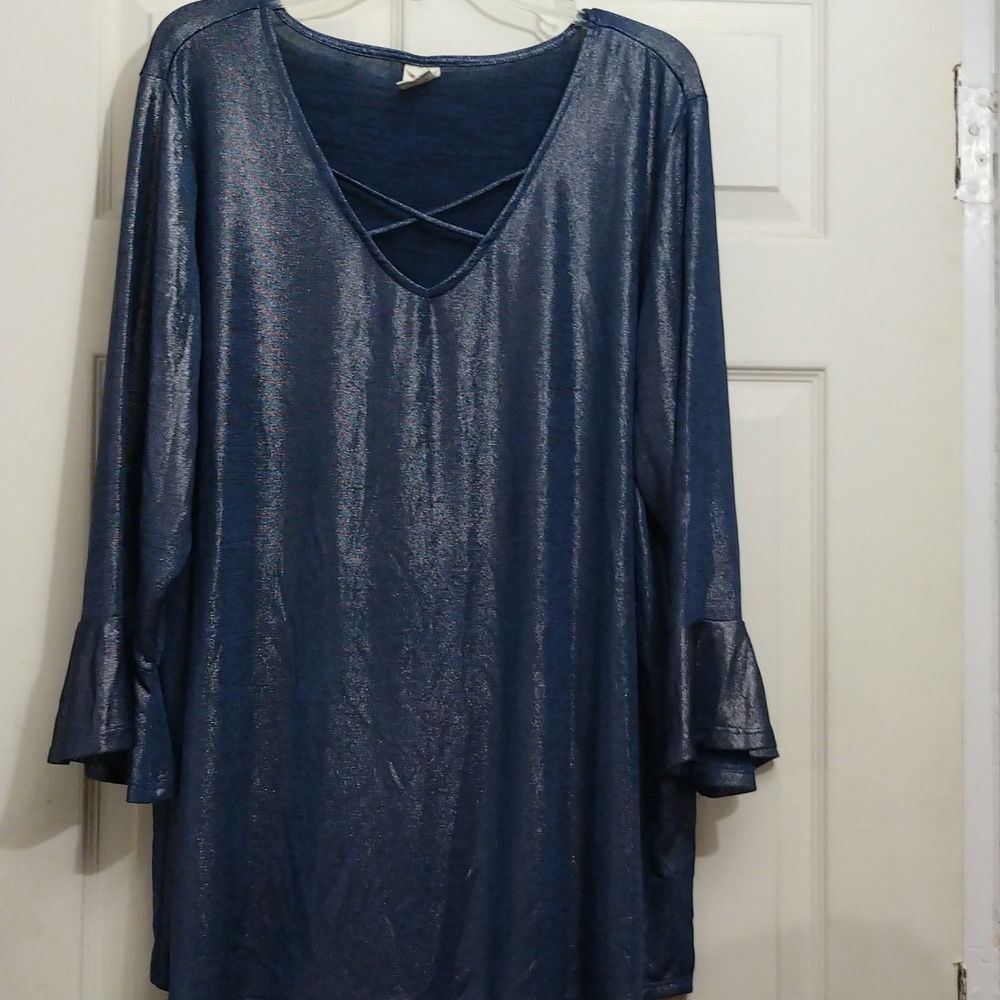 Faded Glory blue metallic Bell sleeve top size 4X 26-28